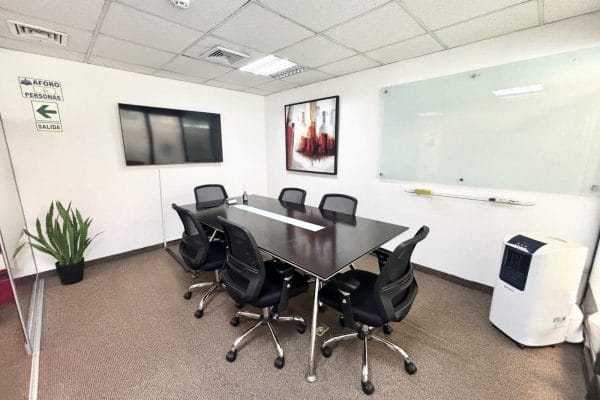 Sala de Reuniones Oficina 1905, Miraflores — hasta 6 personas, Smart TV 55 pulgadas